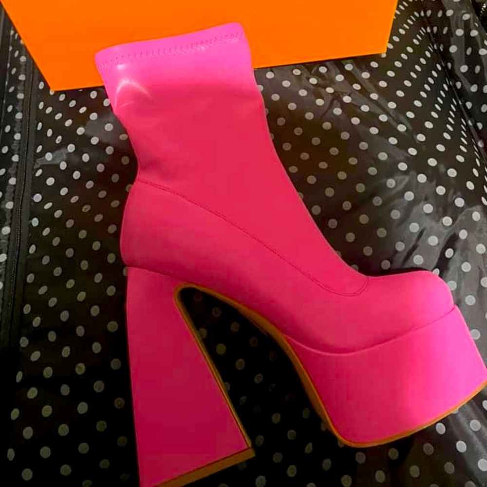 Size 9.5 boots with heels
